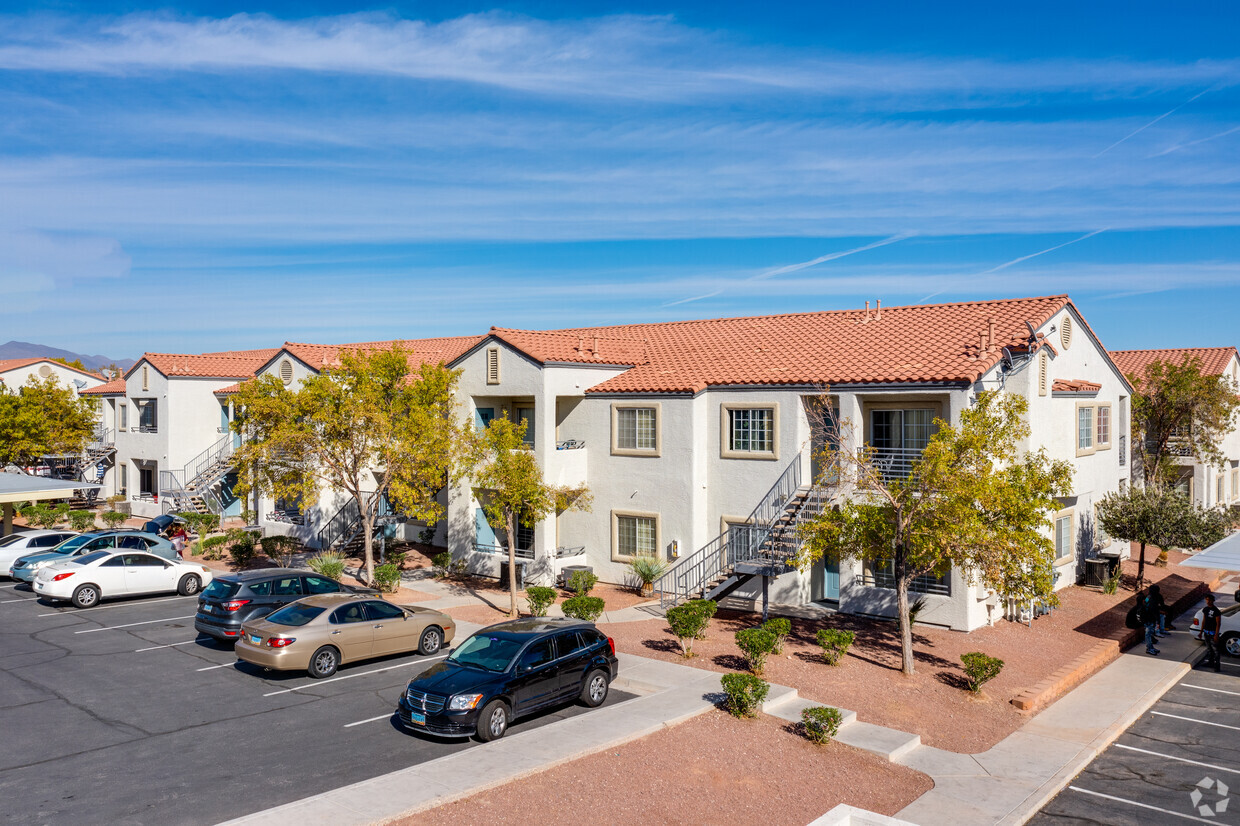 Primary Photo - Coral Palms Condominiums