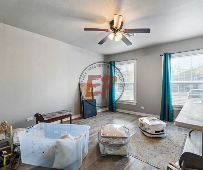 Foto del edificio - 3201 Live Oak Ave