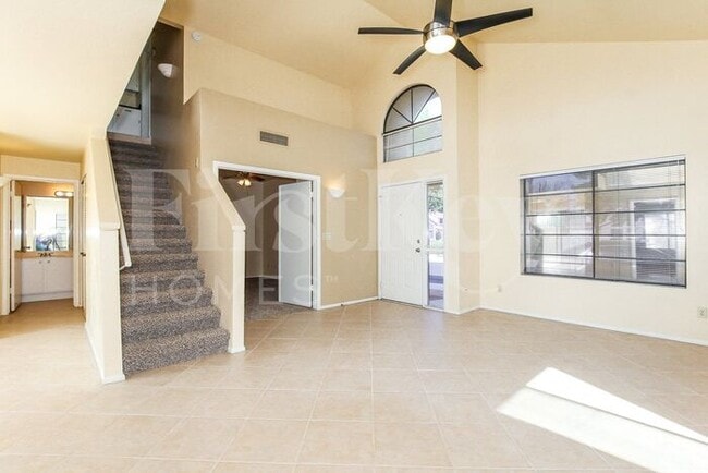 Foto del edificio - 18649 N 42nd Ave