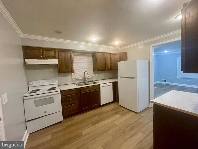 Foto del edificio - 1517 Rollins Ave