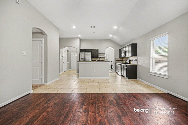 Foto del edificio - 6911 Rosemont Ct