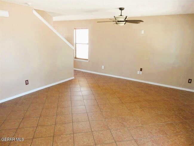 Building Photo - 3984 Tierra Venado Dr