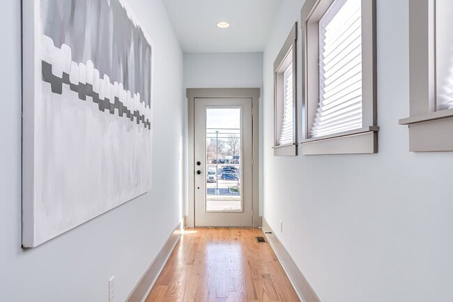 Building Photo - 1603 Porter Ave