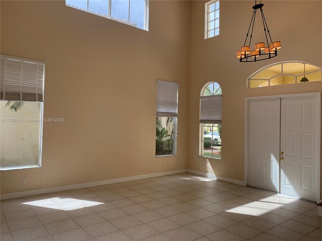 Foto del edificio - 19462 SW 68th St