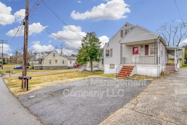Foto del edificio - 9616 Mason Ave