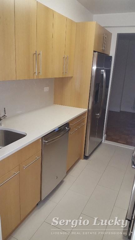 Foto del edificio - 200 E 71st St