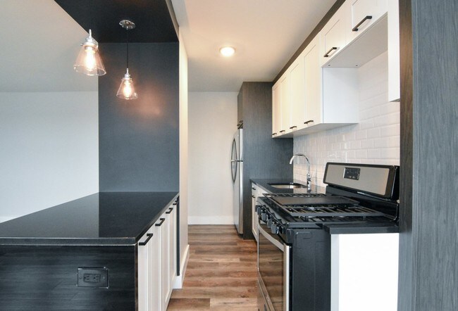 Foto del edificio - 111 Wadsworth Ave