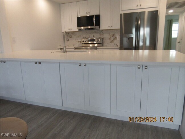 Foto del edificio - 3330 N Key Dr
