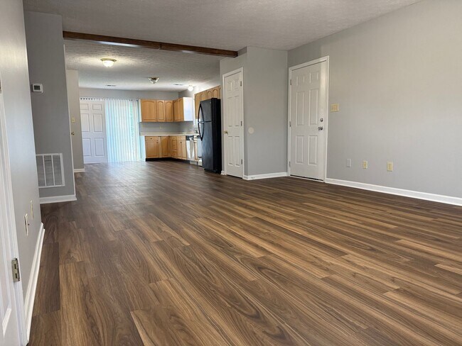 Foto del edificio - 2 bedroom 2 bath townhouse