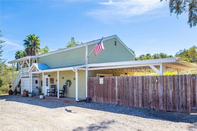 Foto del edificio - 1720 Vista Del Lago