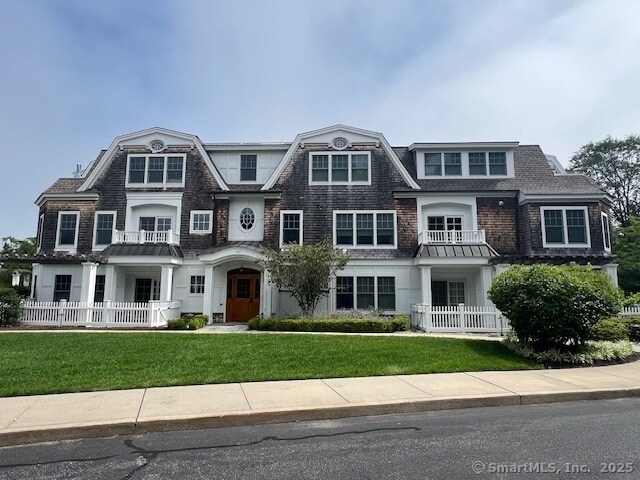 Building Photo - 103 Main St