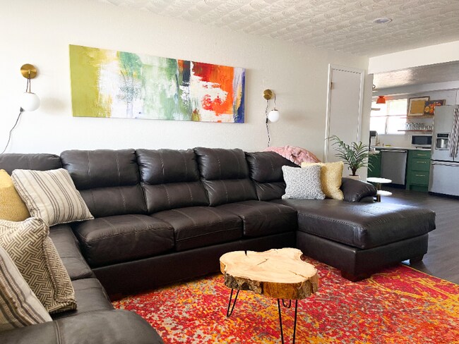 Foto del edificio - 1403 Allison Dr