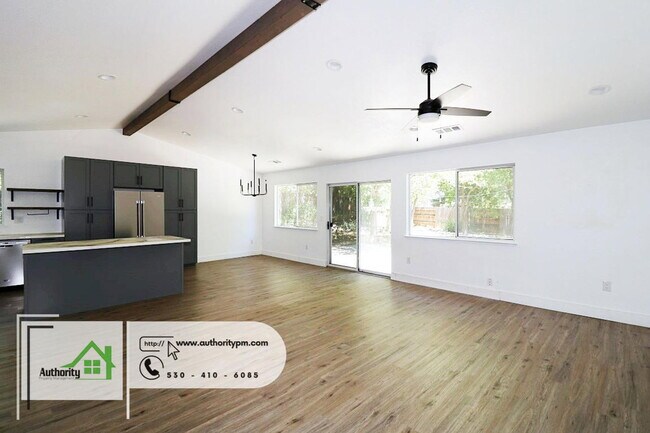 Foto del edificio - 2151 Hemingway St