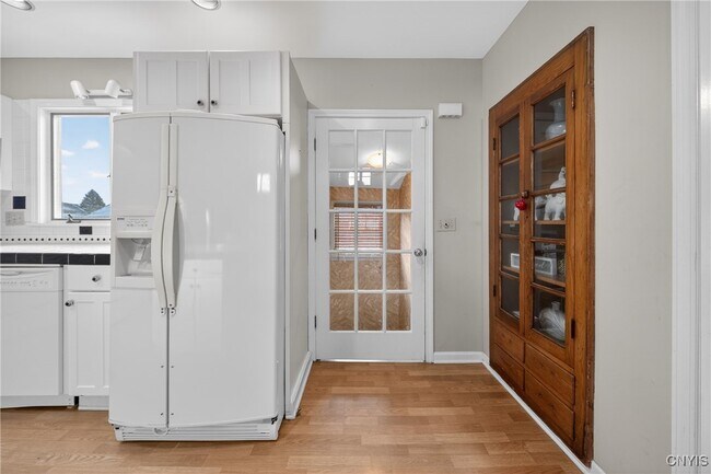 Foto del edificio - 2340 Court St