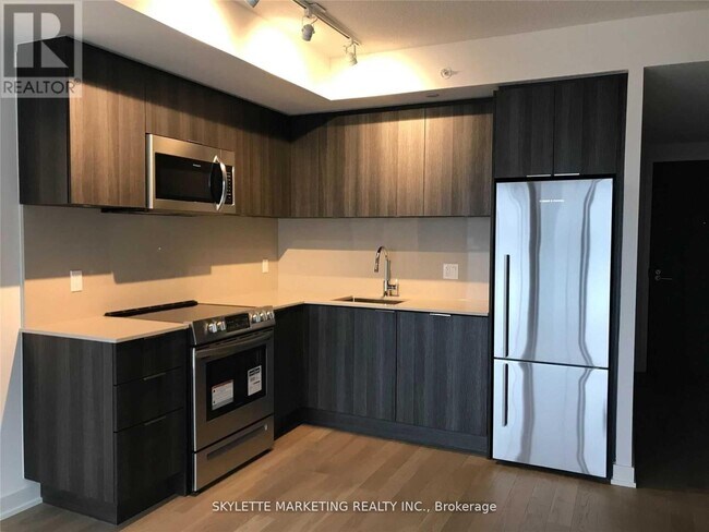 Photo du bâtiment - 25 Richmond St E