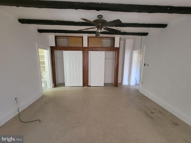 Building Photo - 23 King St