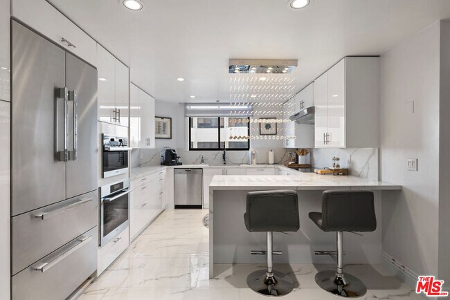 Foto del edificio - 10550 Wilshire Blvd