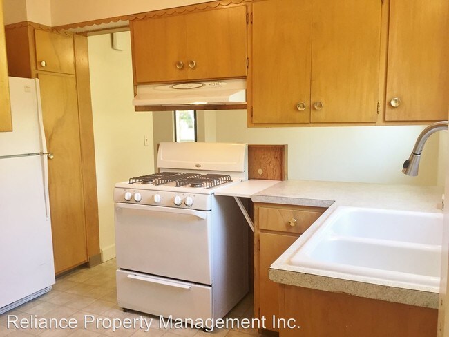 Foto del edificio - 3 br, 1 bath House - 3716 SE 16th
