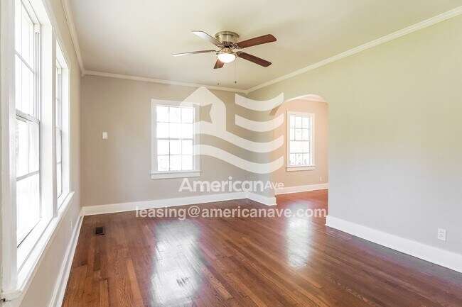 Foto del edificio - 1243 Pineview Rd