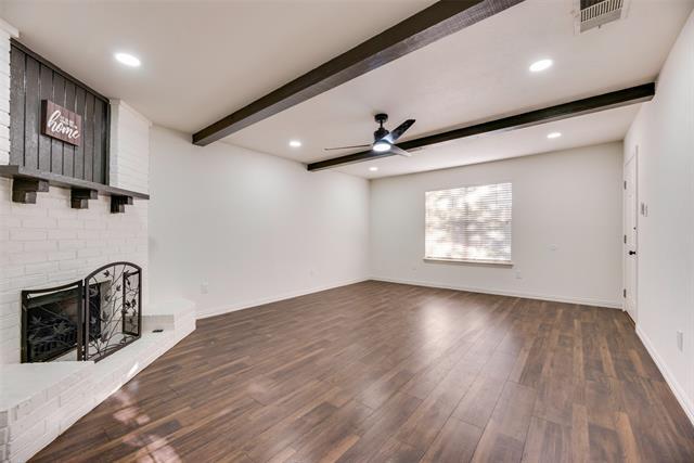 Foto del edificio - 4919 Woodland Park Blvd
