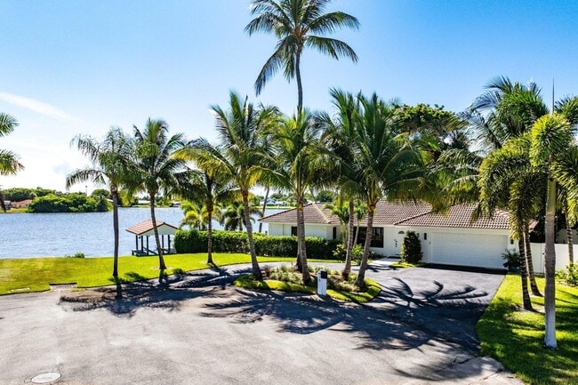 Photo - 25 NW 24th Ct House