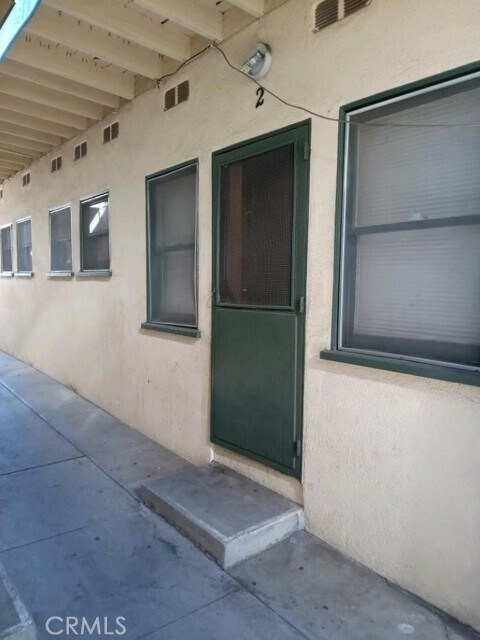 Building Photo - 12616 Lambert Rd