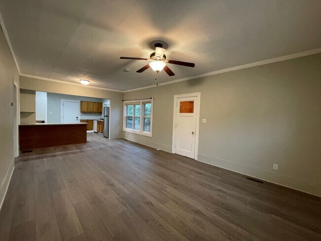 Foto del edificio - Cozy Three Bedroom in the Heart of Minot