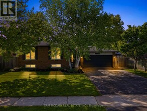 Building Photo - 32 Milverton Close