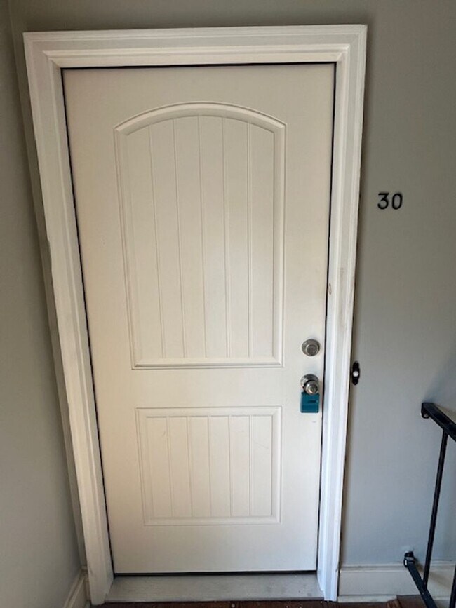 Foto del edificio - Nice 3 Bedroom 2 Bathroom Windsor Gardens ...