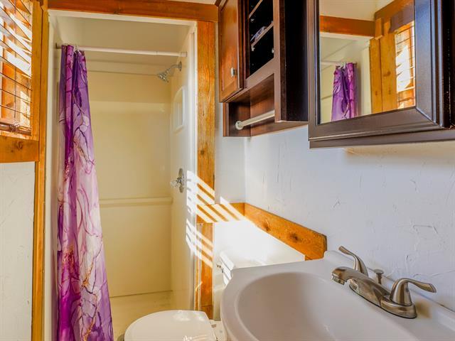 Foto del edificio - 422 Washington St