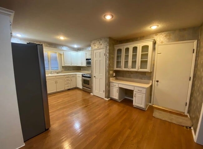Foto del edificio - 1242 S Sugar Hill Pl