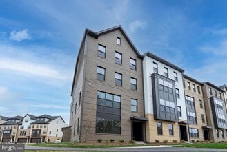 Building Photo - 14320 Yesler Ave