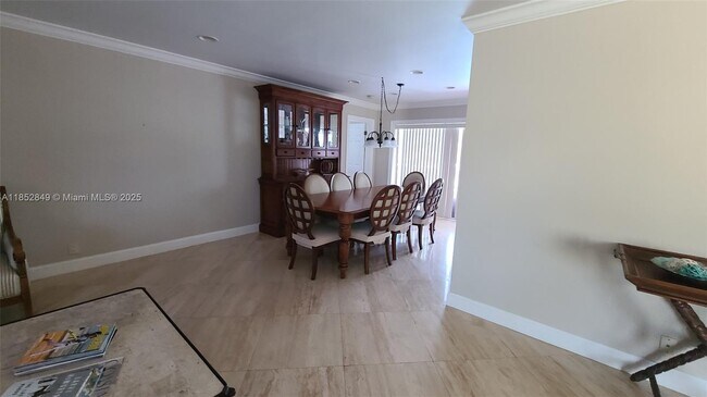 Foto del edificio - 4211 NE 25th Ave