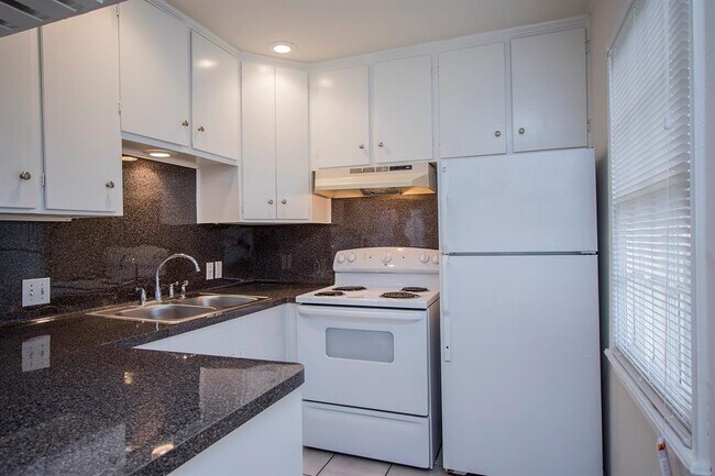 Foto del edificio - 1727 Commonwealth St