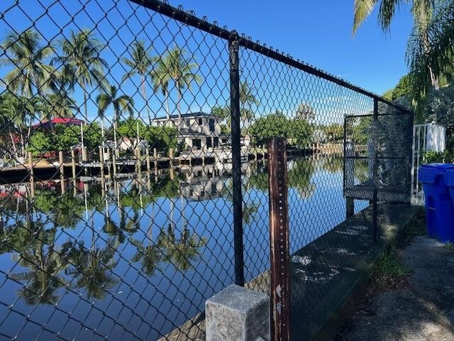 Building Photo - 201 SE 6th Ave