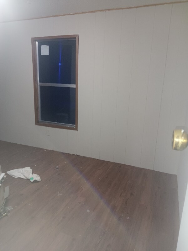 Foto del edificio - 305 Dowtin Ln