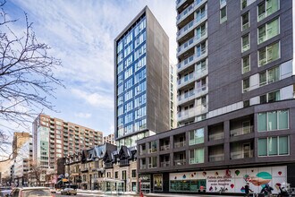 Building Photo - Maison Haute