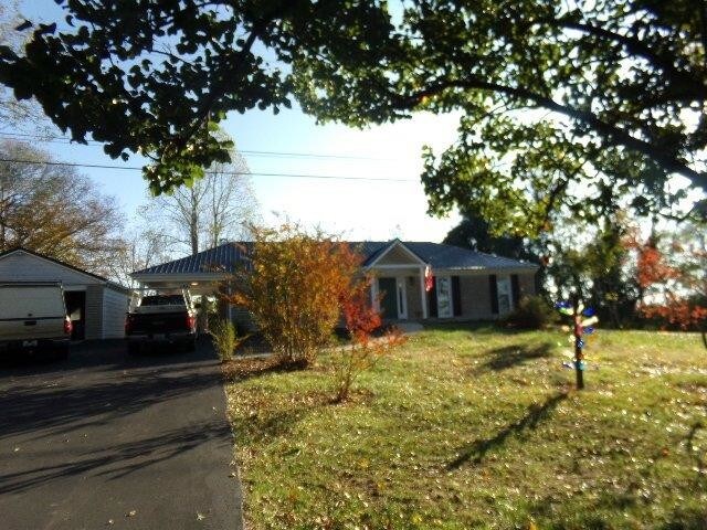 Primary Photo - 3517 Lexington Rd