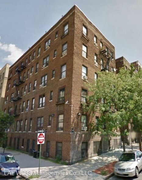 Primary Photo - 213-217 W 238th St