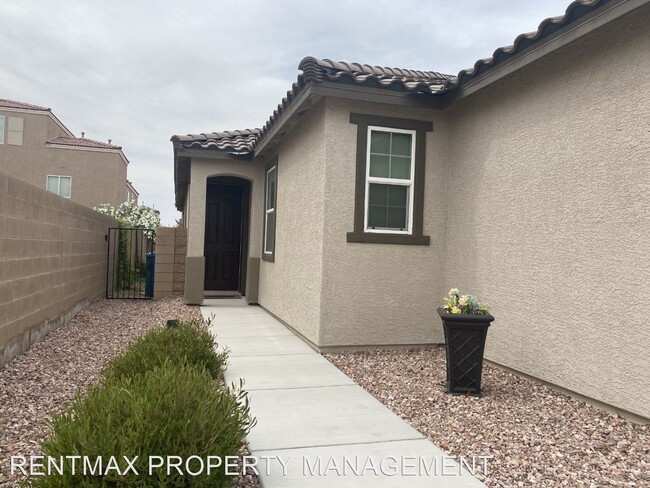 Foto del edificio - 3 br, 2 bath House - 9151 W TORINO AVE