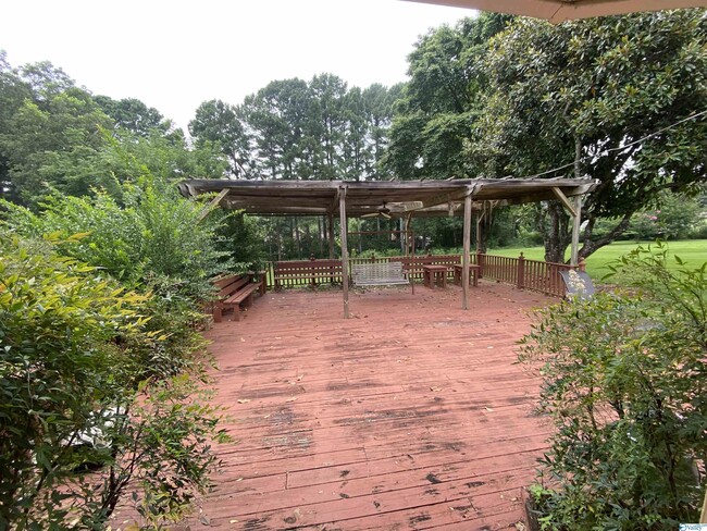 Building Photo - 607 Marion Dr