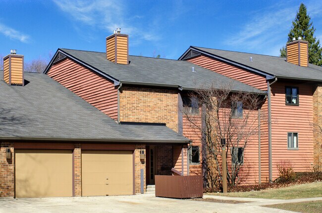 Foto del edificio - 620 Waverly Dr
