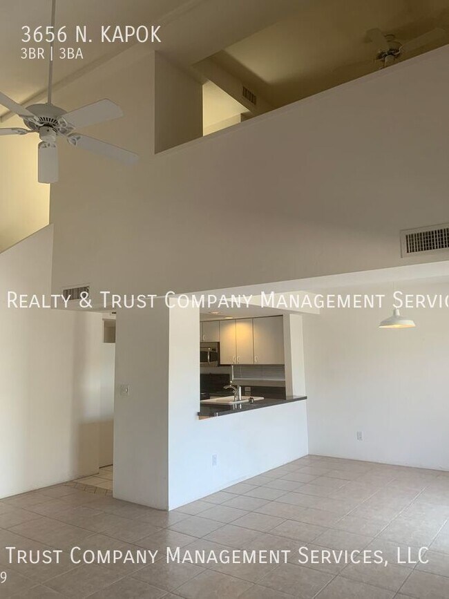 Foto del edificio - Stunning 3 bedroom, 3 bathroom home in the...