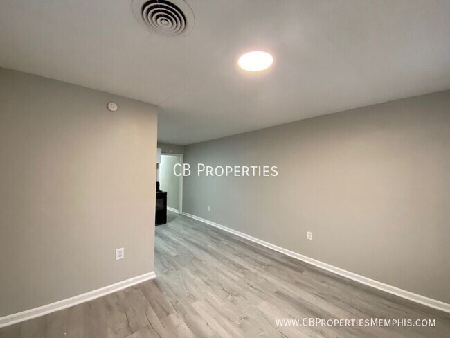 Foto del edificio - 1608 Oakwood St