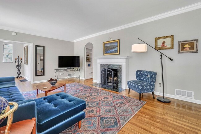 Foto del edificio - 3 br, 3 bath House - 133 Washington Ave