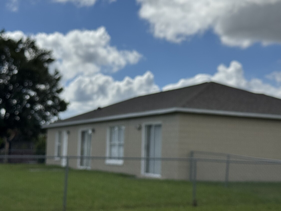 Building Photo - 800 Palermo Ct