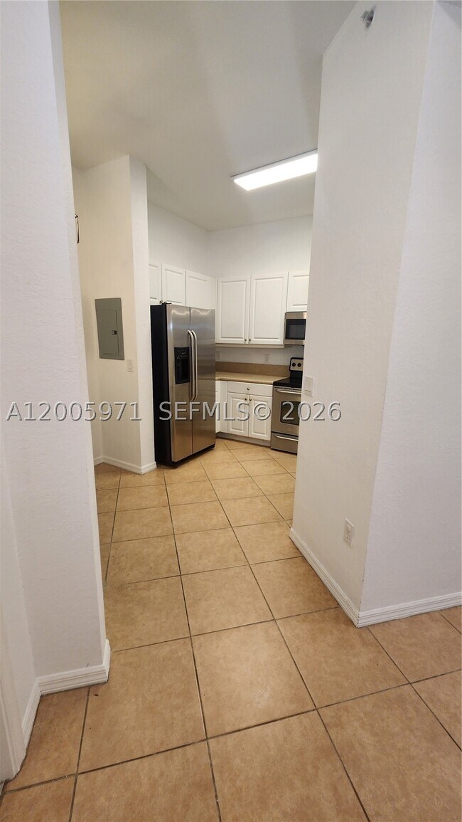 Foto del edificio - 3600 Oaks Clubhouse Dr
