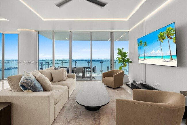 Foto del edificio - 700 NE 26th Terrace