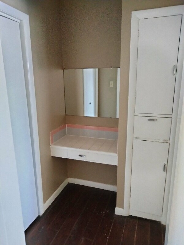 Foto del edificio - 3701 Sleeper Ave