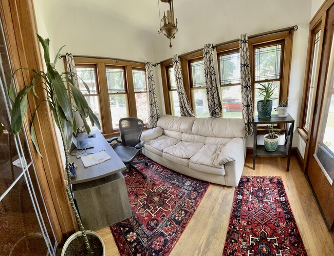 Foto del edificio - 1325 N 55th St